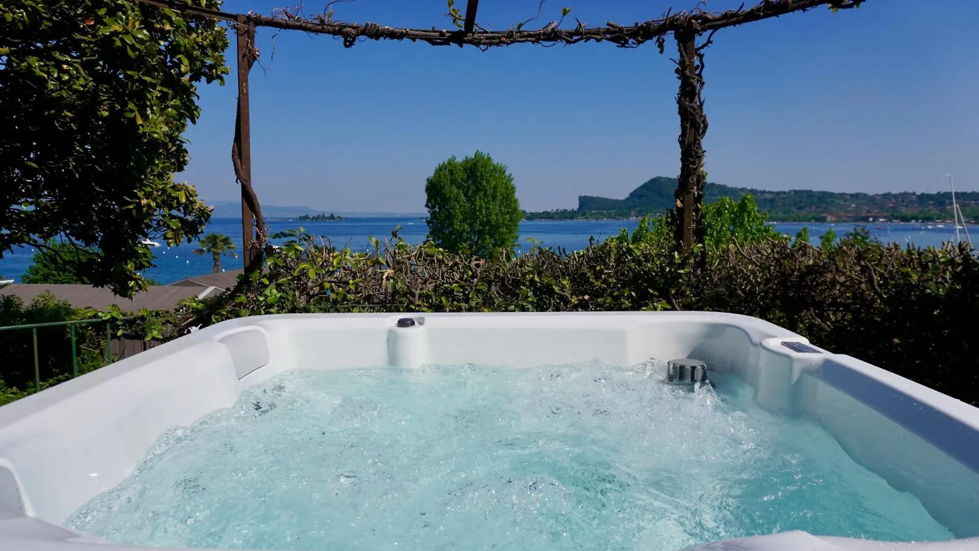 Villenpark Sanghen Manerba del Garda Aparthotel
