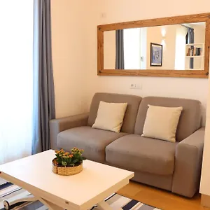 Apartment Signorile Iun S0575